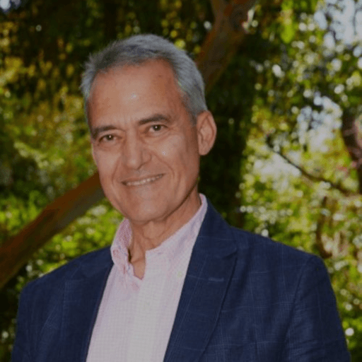 Σφηκάκης Πέτρος